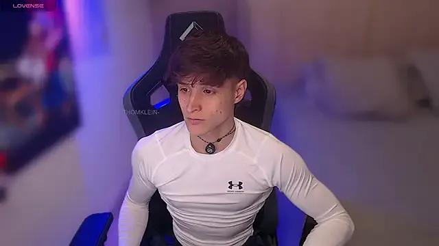 thomklein — This guy will do a sexy dance for you 