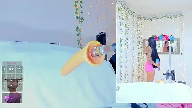 Tiffanny_Love_ on StripChat 