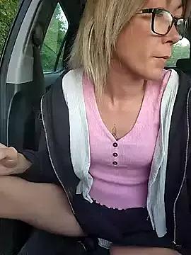 Timide_girl17 on StripChat 