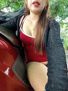 Tina_Ty on StripChat