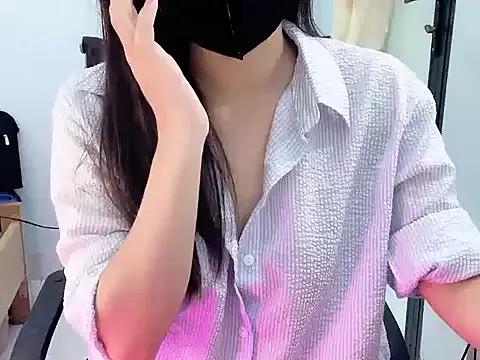 Tinaa-22 on StripChat