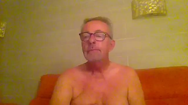 tuggy59 on StripChat 