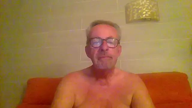 tuggy59 on StripChat 
