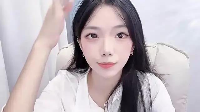 TyTing-214 on StripChat 
