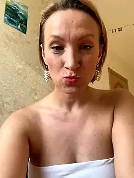 UmaTruewoman — hot belly dances from Uma