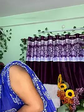 V-Hot-Sweti on StripChat