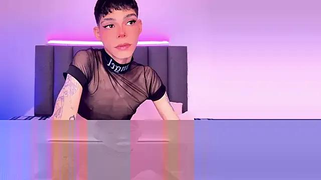 Varya_Ferreira —  Do you feel hot? I can hypnotize 