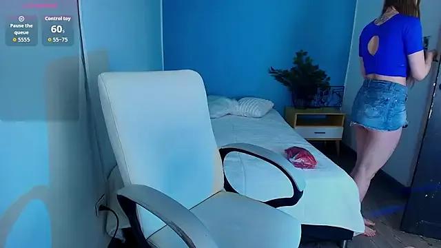 velvet__moon on StripChat 