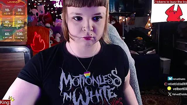 VelvetDiablo on StripChat 
