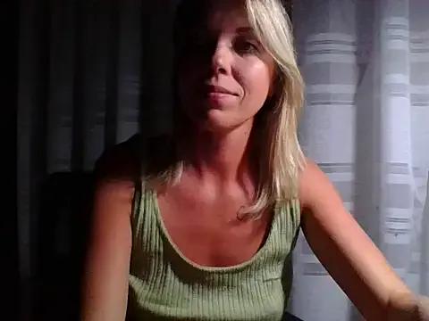 VelvetLove287 on StripChat 