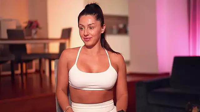 VelvettAngel on StripChat 