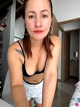 Verito_hot — put ice in mi ass