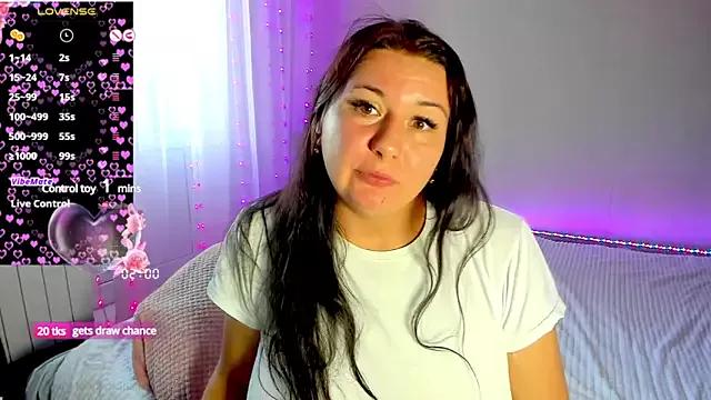 viki_love77 on StripChat 