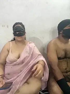 vinky05 — Cum in public