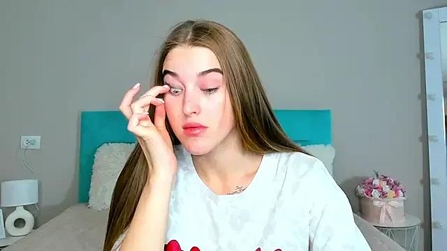 Violeta_blush — dance in panties