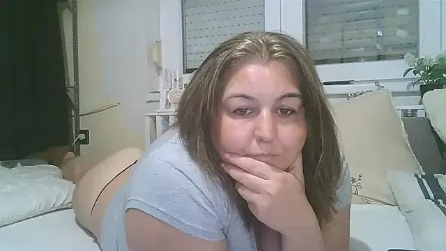 Viven999 on StripChat 