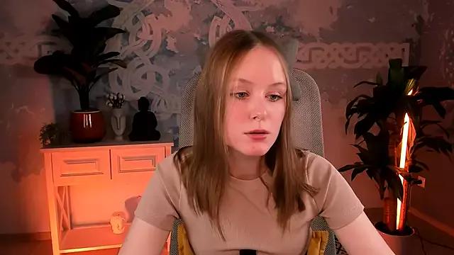 VivienLeeigh on StripChat 