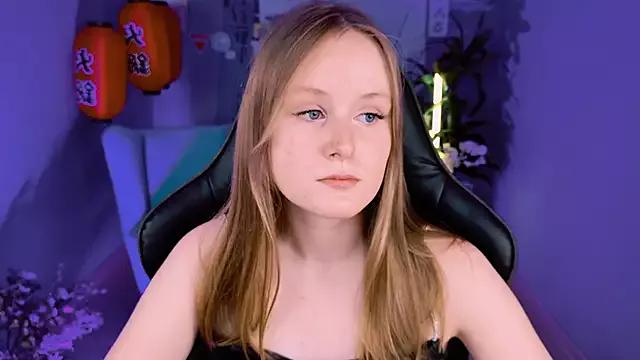 VivienLeeigh on StripChat 