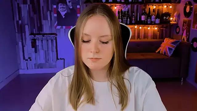 VivienLeeigh on StripChat 
