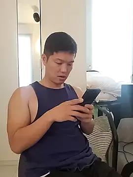 Woonee1680 on StripChat 