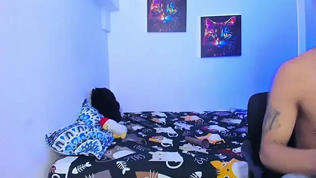 Xtreme_Party_Sex on StripChat