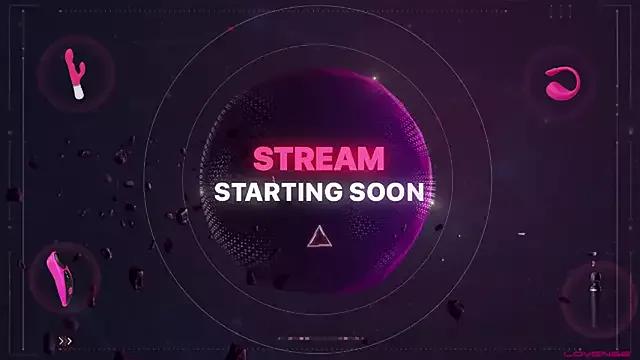 Xuuue on StripChat 