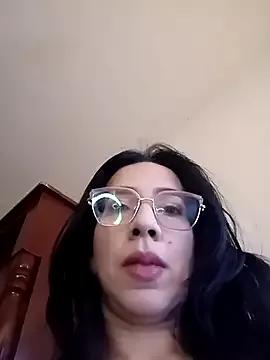 YaraDuarte on StripChat 