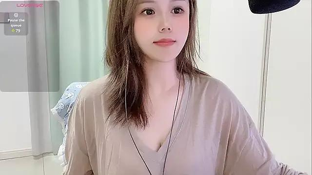 Yaya929 on StripChat 