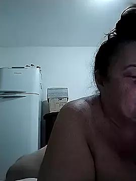Yaya_Mineira on StripChat 