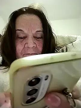 Yaya_Mineira on StripChat 