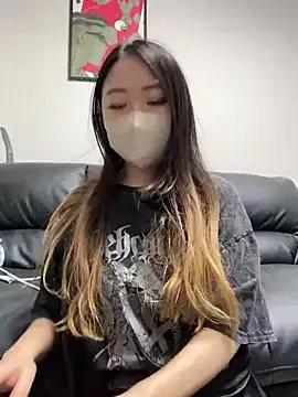 yazawa_oO on StripChat 