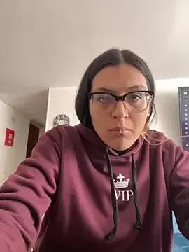 yeansis on StripChat
