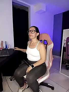 Yelena03 on StripChat 