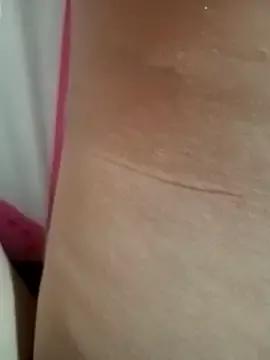 Yoo_j on StripChat 