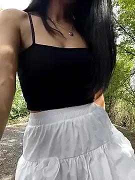 YOOUR_EVAA on StripChat 