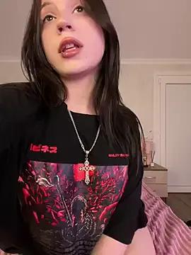 YourLittleDevil's avatar