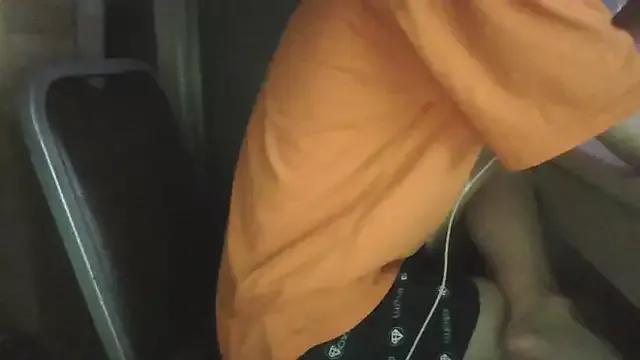 yzy_22_fun on StripChat 