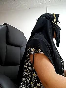 zahra_Jalid — PUT TWO FINGERS IN ASS 