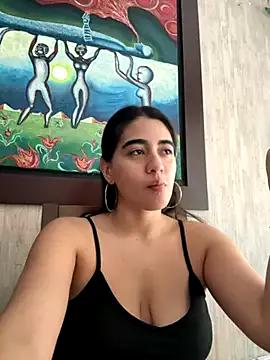 ZarahEvans on StripChat 
