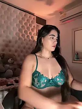 ZarahEvans on StripChat