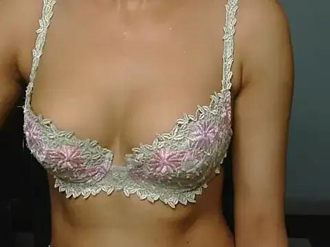 Ziyaa_1 on StripChat