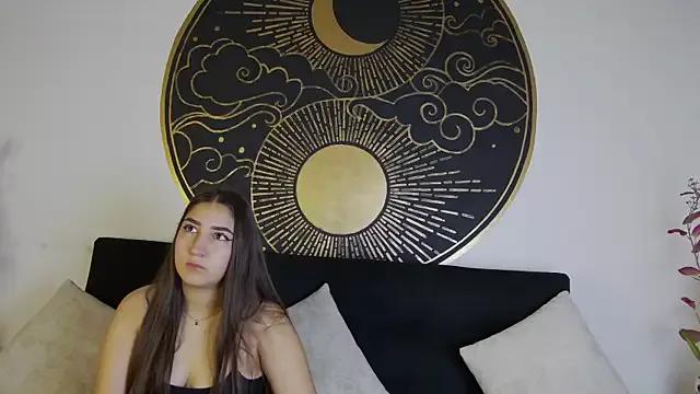 zoee_moretti on StripChat 